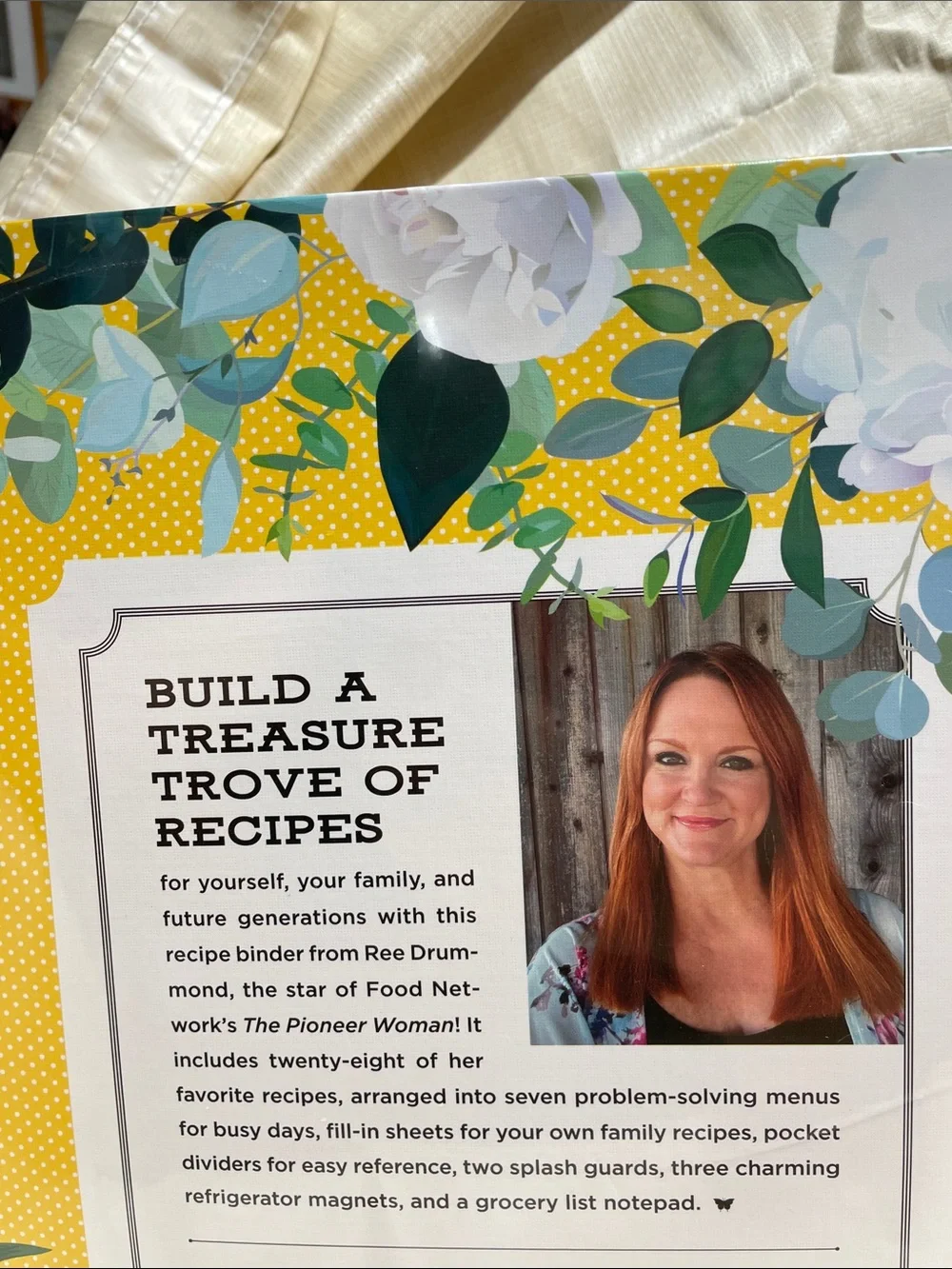 The Pioneer Woman Yellow Floral Treasured Recipes Deluxe Binder New